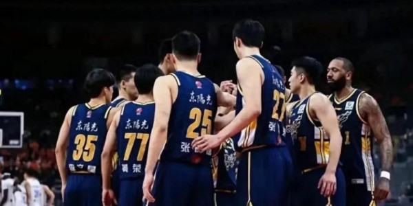 广东队新赛季分组出炉！被定义为死亡之组 杜锋带队遇考验