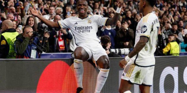 星空体育在线入口-【现场】安帅整活险些玩脱，122周年庆皇马惊险晋级