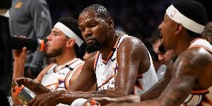 米西奇：布克的领导力其实很扎实但处于KD的阴影下 比尔非常职业