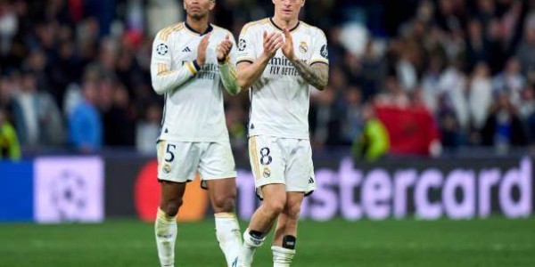 星空体育在线入口-【现场】安帅整活险些玩脱，122周年庆皇马惊险晋级